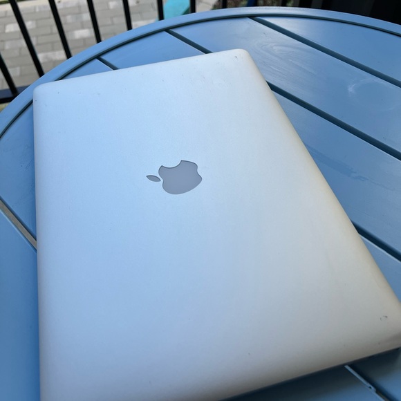 MacBook Pro 2015 15inch Silver